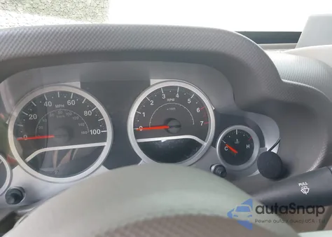 2009 Jeep Wrangler Unlimited Sahara from USA, damaged, VIN 1J4GA59109L734938